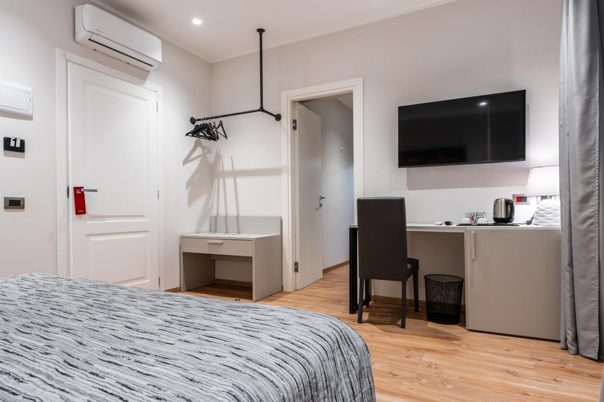 קליארי The Inga Rooms Marina מראה חיצוני תמונה